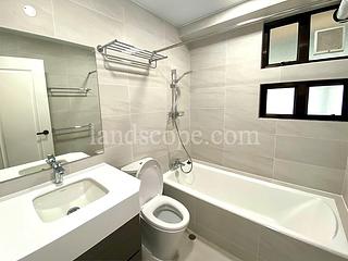 Repulse Bay - Pine Crest 07