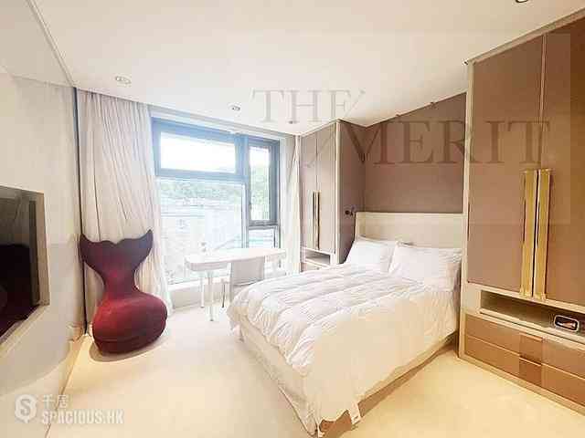 The Peak - 3 Plunkett's Road 07