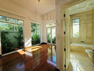 Repulse Bay - 110, Repulse Bay Road 05