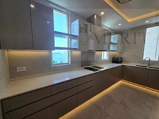 Repulse Bay - 110, Repulse Bay Road 09