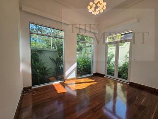 Repulse Bay - 110, Repulse Bay Road 14