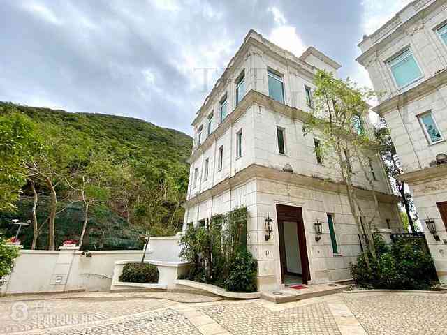 Repulse Bay - 110, Repulse Bay Road 17
