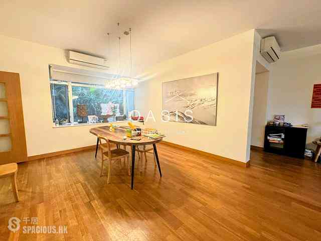 Mid Levels Central - Brewin Court 07