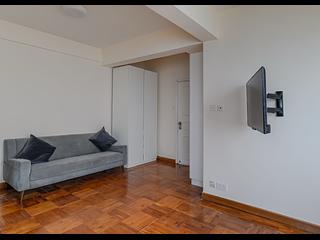 Sai Ying Pun - Cheung Ling Mansion 13