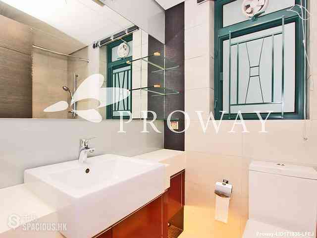Sai Wan Ho - Grand Promenade 06
