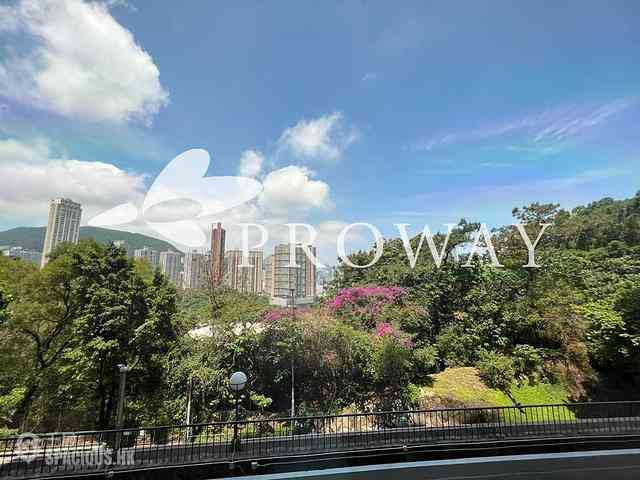 Tai Hang - Swiss Towers 02