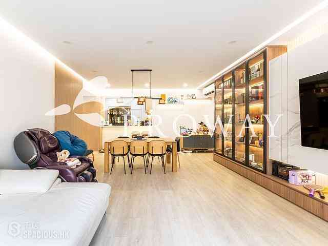 Mid Levels Central - Hong Lok Mansion 04