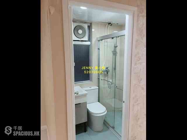 Tsim Sha Tsui - Luxury Court 04