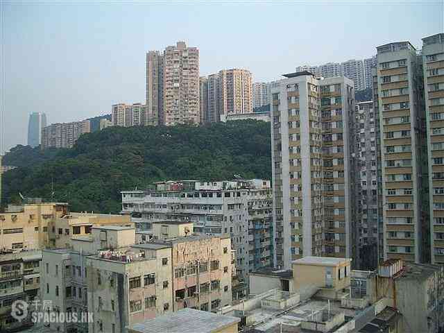 North Point - Metropole Building 01