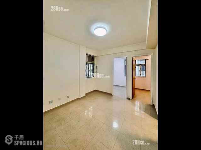 Quarry Bay - Ka Wing Building 01