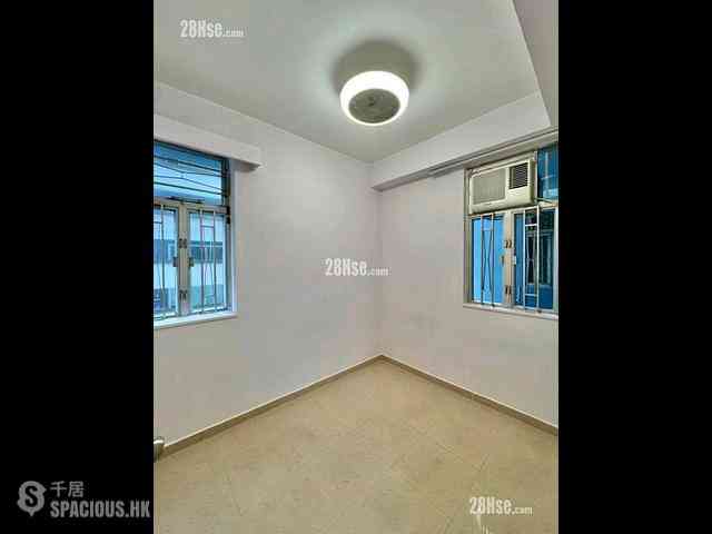 Quarry Bay - Ka Wing Building 03