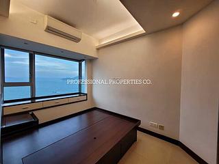 Kennedy Town - The Merton Tower 1 06