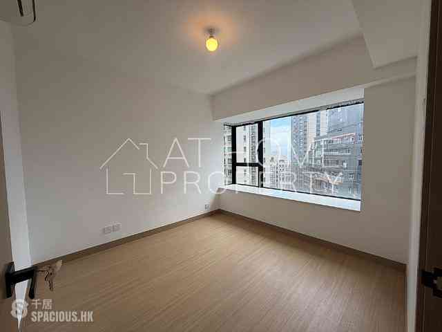 Mid Levels Central - 62B, Robinson Road 04