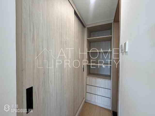 Mid Levels Central - 62B, Robinson Road 05