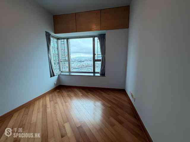 West Kowloon - Sorrento 06