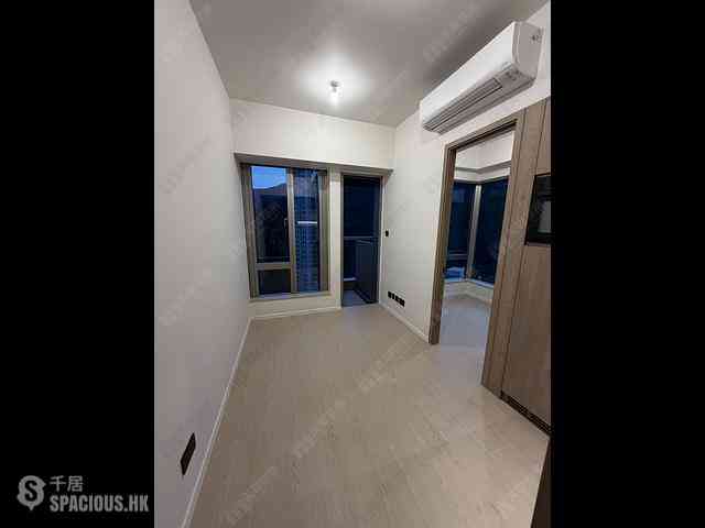 Quarry Bay - Finnie 03
