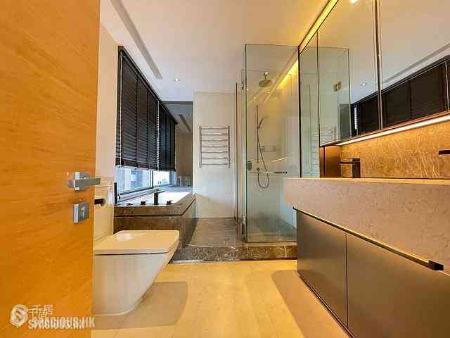 Mid Levels Central - Arezzo 10