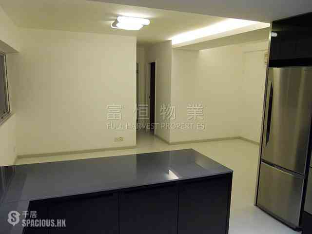 Happy Valley - Fung Fai Court 03