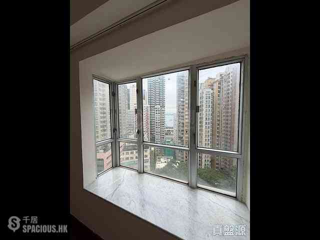 Sai Ying Pun - Yuk Ming Towers 06