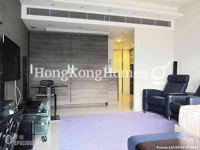 Wan Chai - Convention Plaza Apartments 04