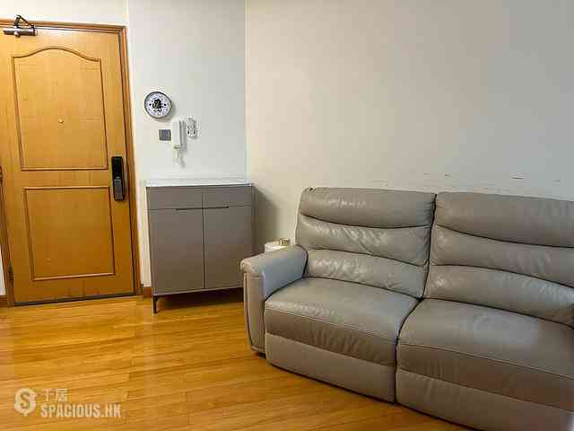 Whampoa Garden - Whampoa Garden Phase 2 Cherry Mansions Block 11 02