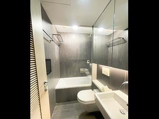 Wan Chai - The Oakhill 08