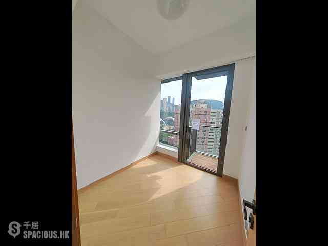 Causeway Bay - Jones Hive 04