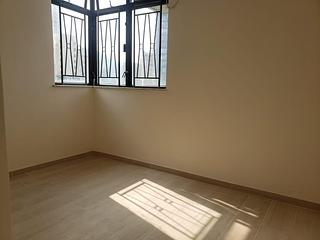 Tai Hang - Dragon Centre Block 2 06