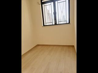 Tai Hang - Dragon Centre Block 2 07