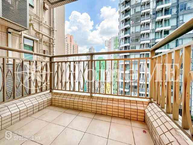 Wan Chai - The Zenith 08