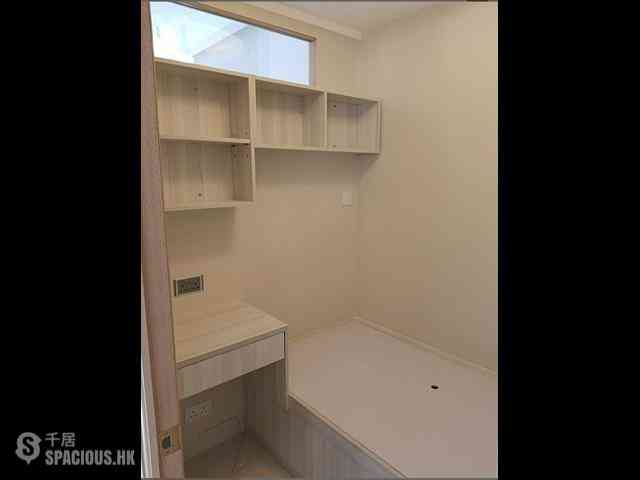 Causeway Bay - Empire Court 04