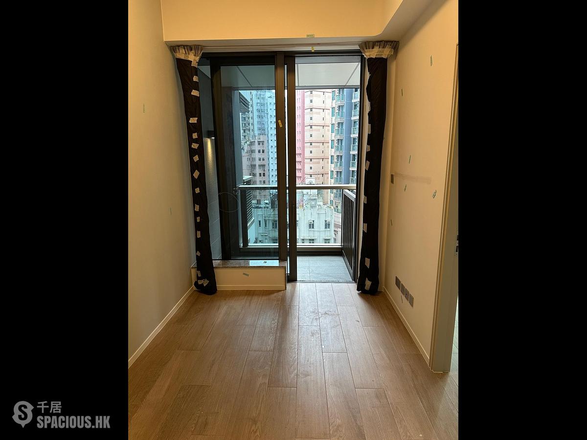 Wan Chai - Spring Garden 01