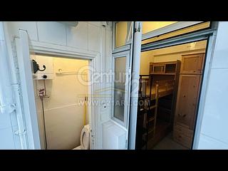 The Peak - Vivian Court 17