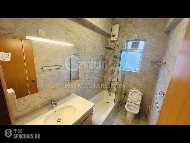 The Peak - Vivian Court 11