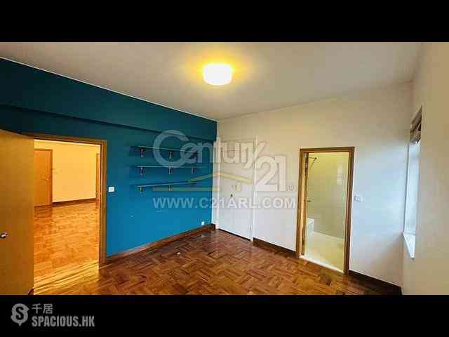 The Peak - Vivian Court 12