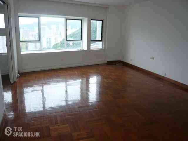 Mid Levels Central - Birchwood Place 06