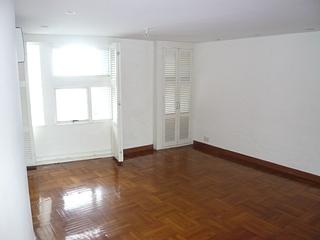 Mid Levels Central - Birchwood Place 08