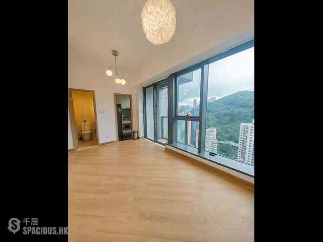 Tai Hang - Warrenwoods 01