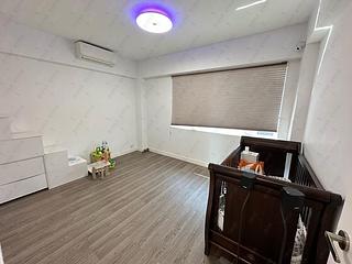 Pok Fu Lam - Baguio Villa 07