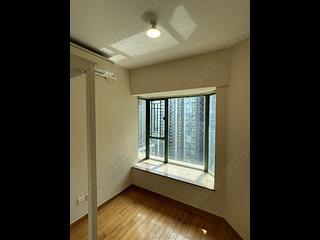 Tai Kok Tsui - Island Harbourview Block 5 02