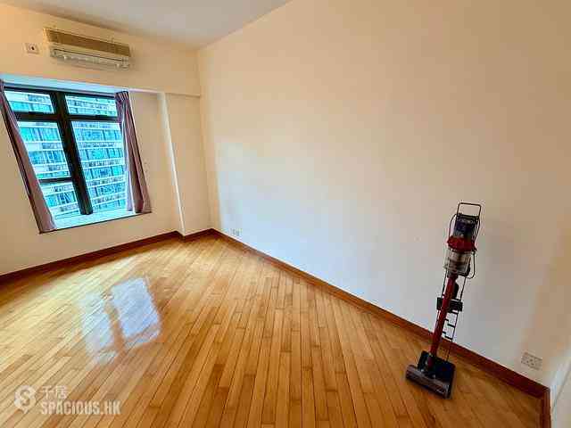 Hung Hom - Royal Peninsula Block 3 03