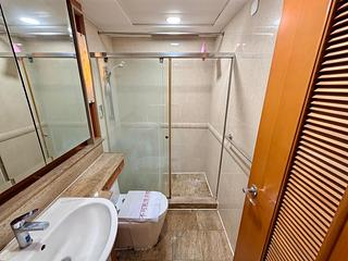Hung Hom - Royal Peninsula Block 3 14