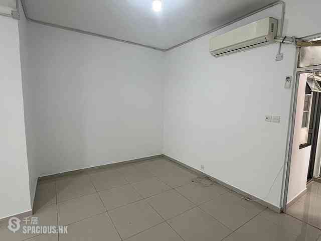 Quarry Bay - Ritz Garden Apartments 05