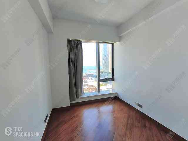 Ap Lei Chau - Marina South 04