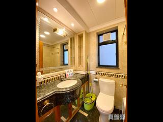 Fortress Hill - Le Sommet Block 2 11