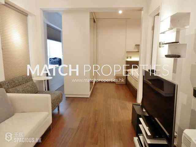 Mid Levels Central - Windsor Court 01