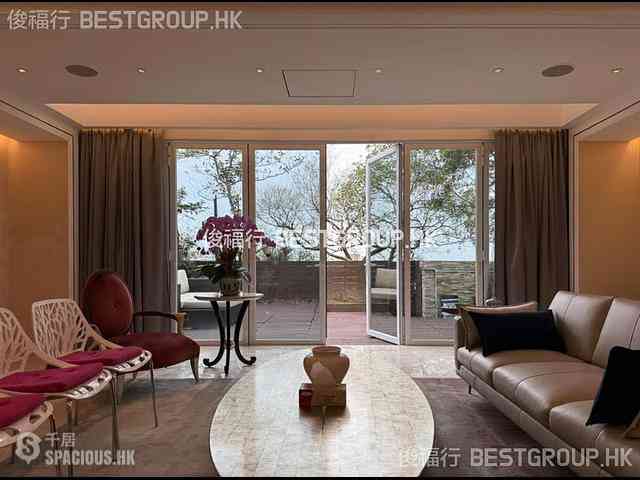 The Peak - Strawberry Hill 02