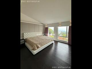 The Peak - Strawberry Hill 05