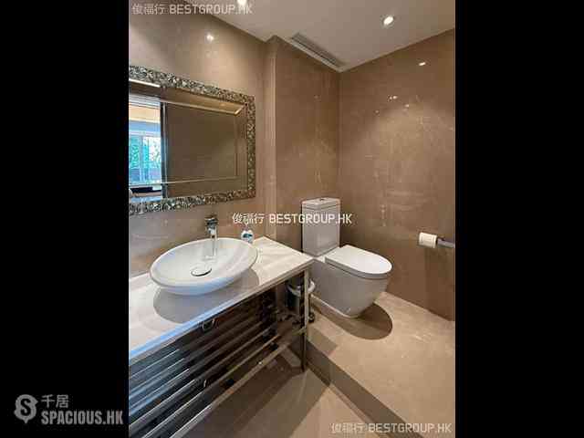 The Peak - Strawberry Hill 10