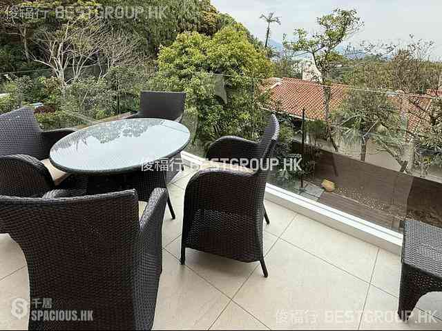 The Peak - Strawberry Hill 11